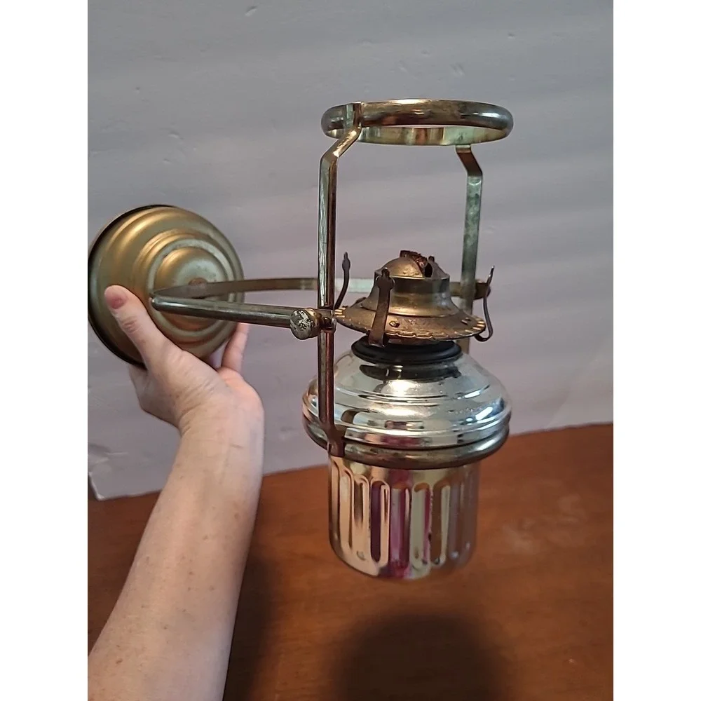 Vintage Brass Nautical Gimbal Swivel Oil Lamp Wall/Table‎ Mount
